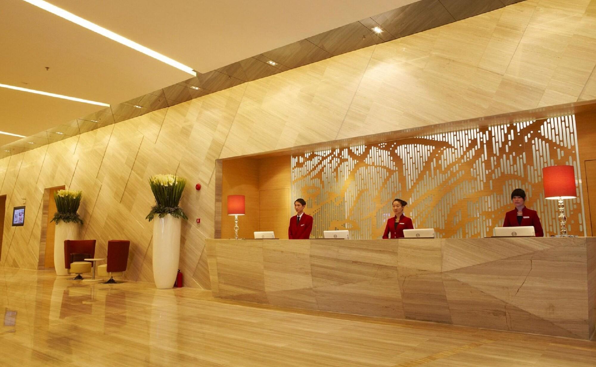 Shenzhen Ramada Plaza, North Railway Station Otel Dış mekan fotoğraf