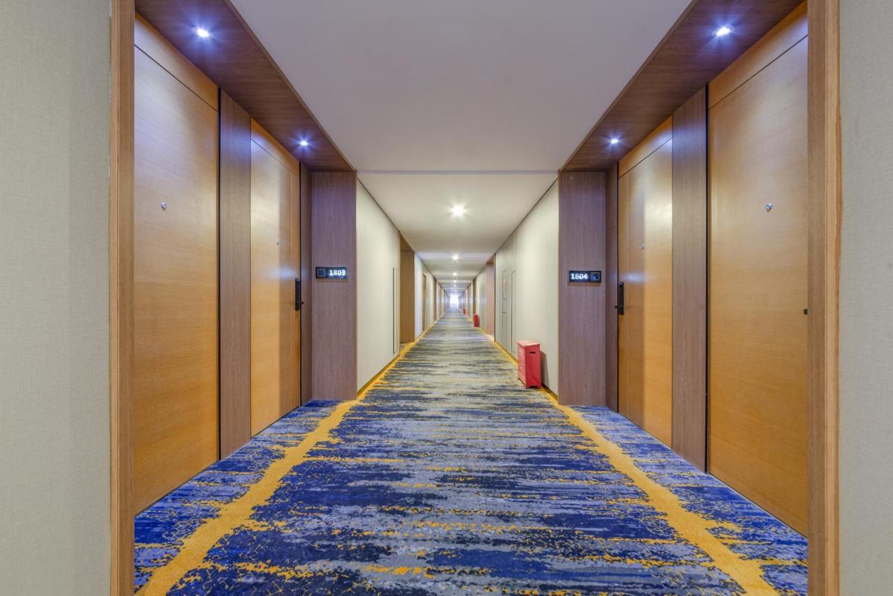Shenzhen Ramada Plaza, North Railway Station Otel Dış mekan fotoğraf