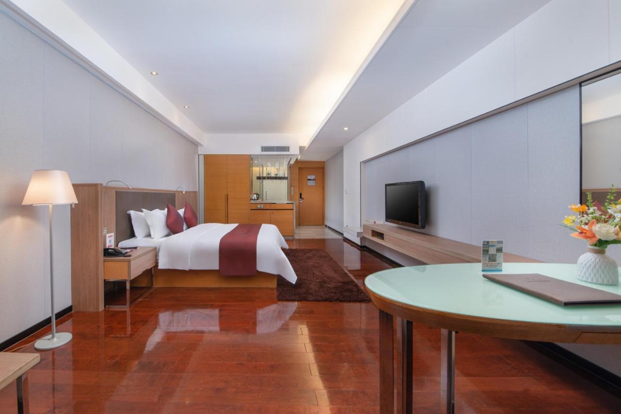 Shenzhen Ramada Plaza, North Railway Station Otel Dış mekan fotoğraf