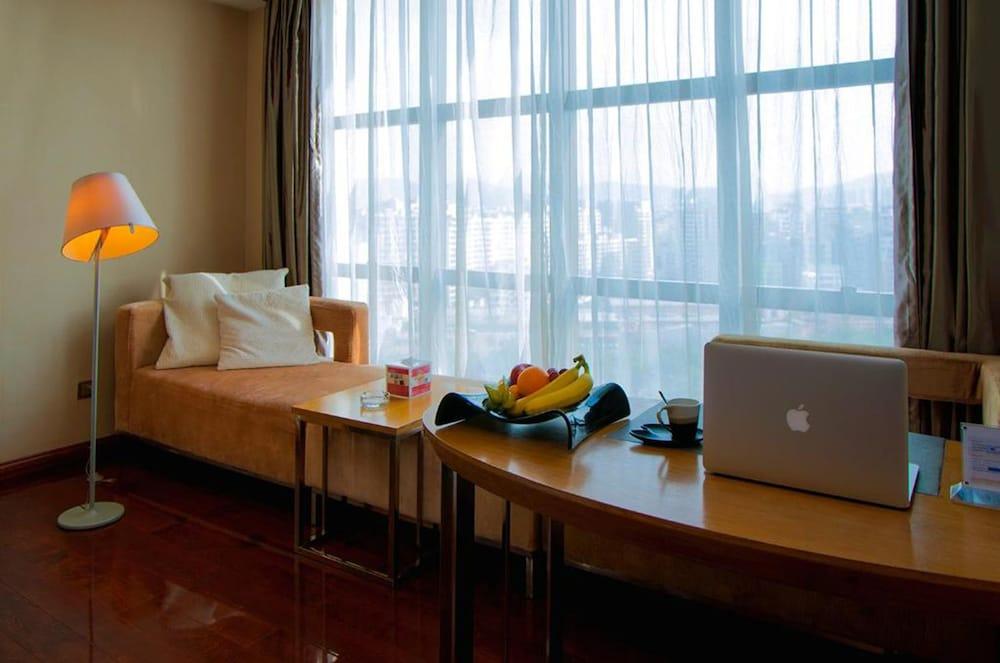 Shenzhen Ramada Plaza, North Railway Station Otel Dış mekan fotoğraf